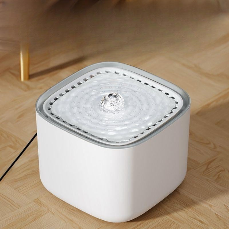 Circulating Pet Fountain – Cleaner Water, Happier Cats & Dogs